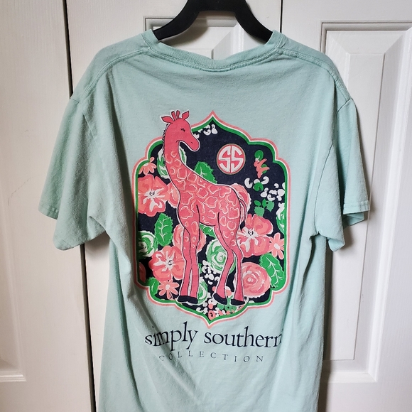 Simply southern T-Shirt - Picture 2 of 4